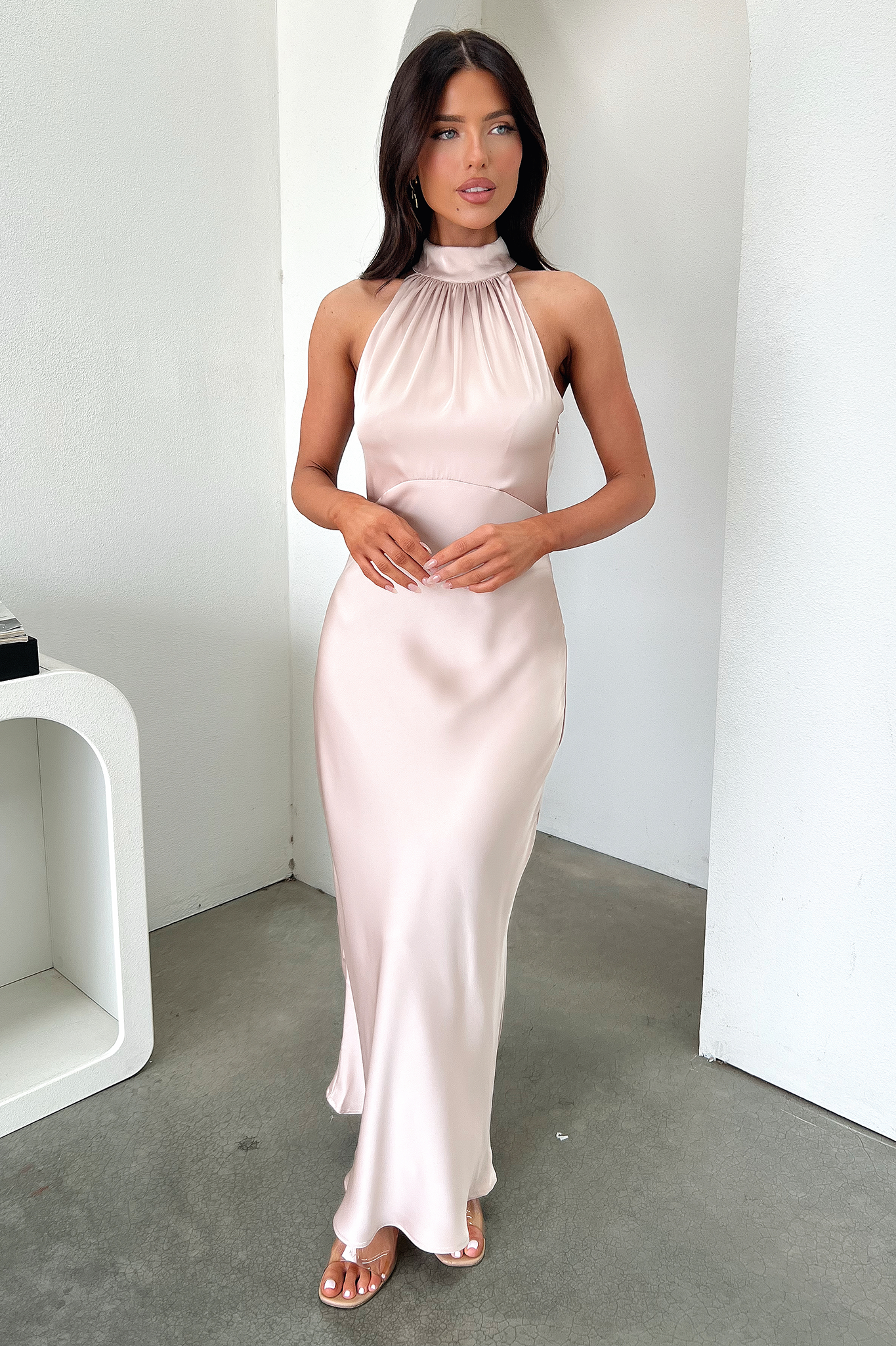 Daphne High Neck Maxi Dress - Champán