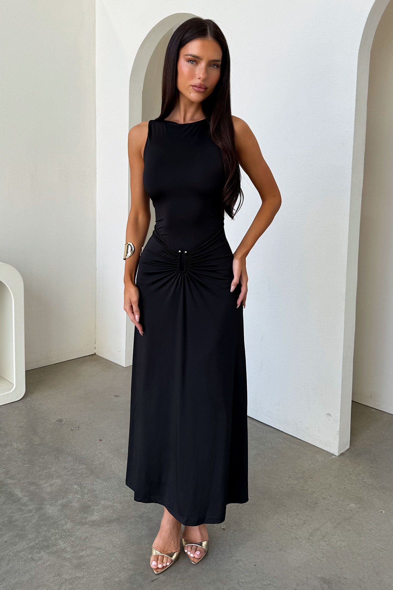 Henrietta Sleeveless Maxi Dress - Negro